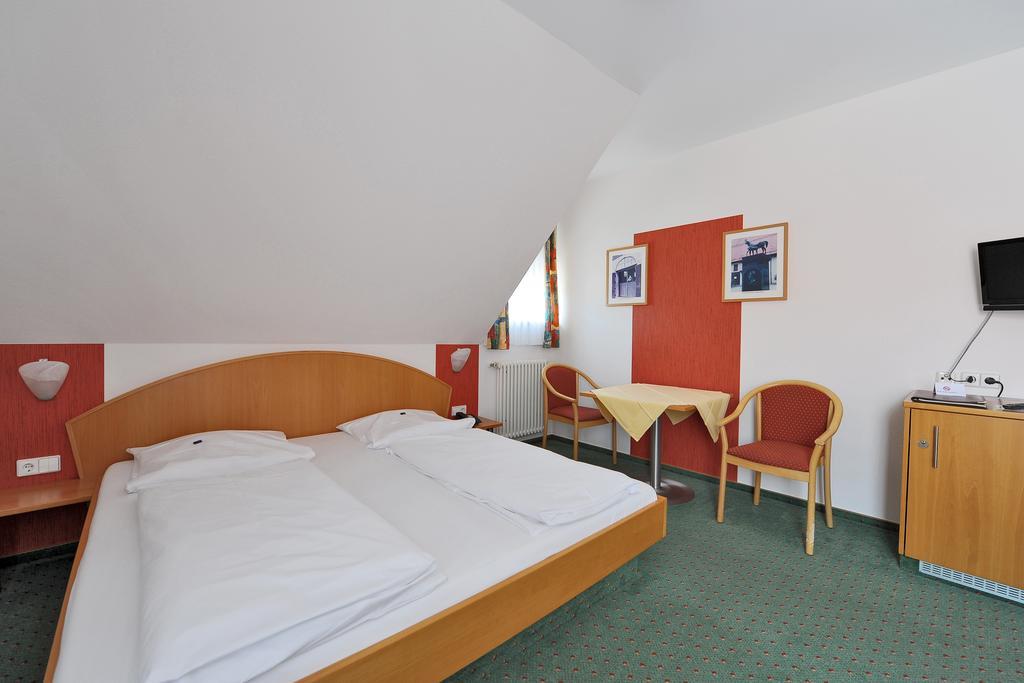 Gasthof Zum Lamm Gomadingen Quarto foto