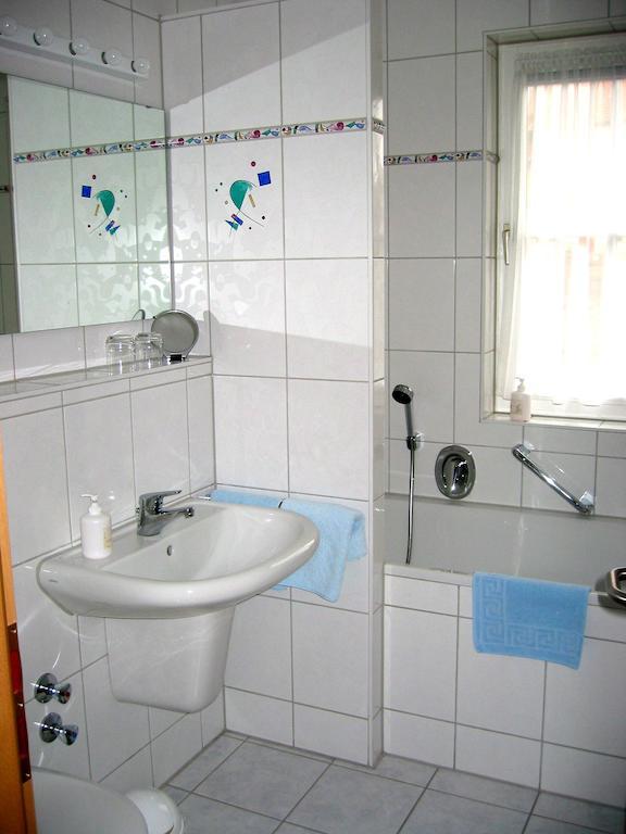 Gasthof Zum Lamm Gomadingen Quarto foto